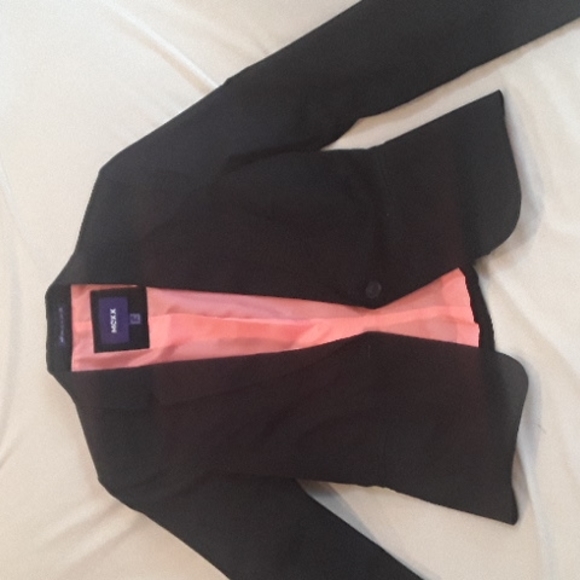 Blazer - Picture 1 of 3